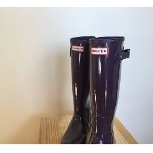 Hunter Purple Gloss Boots size 7